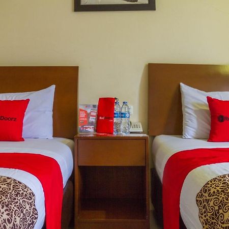 Reddoorz @ Paskal Hyper Square Hotell Bandung Exteriör bild