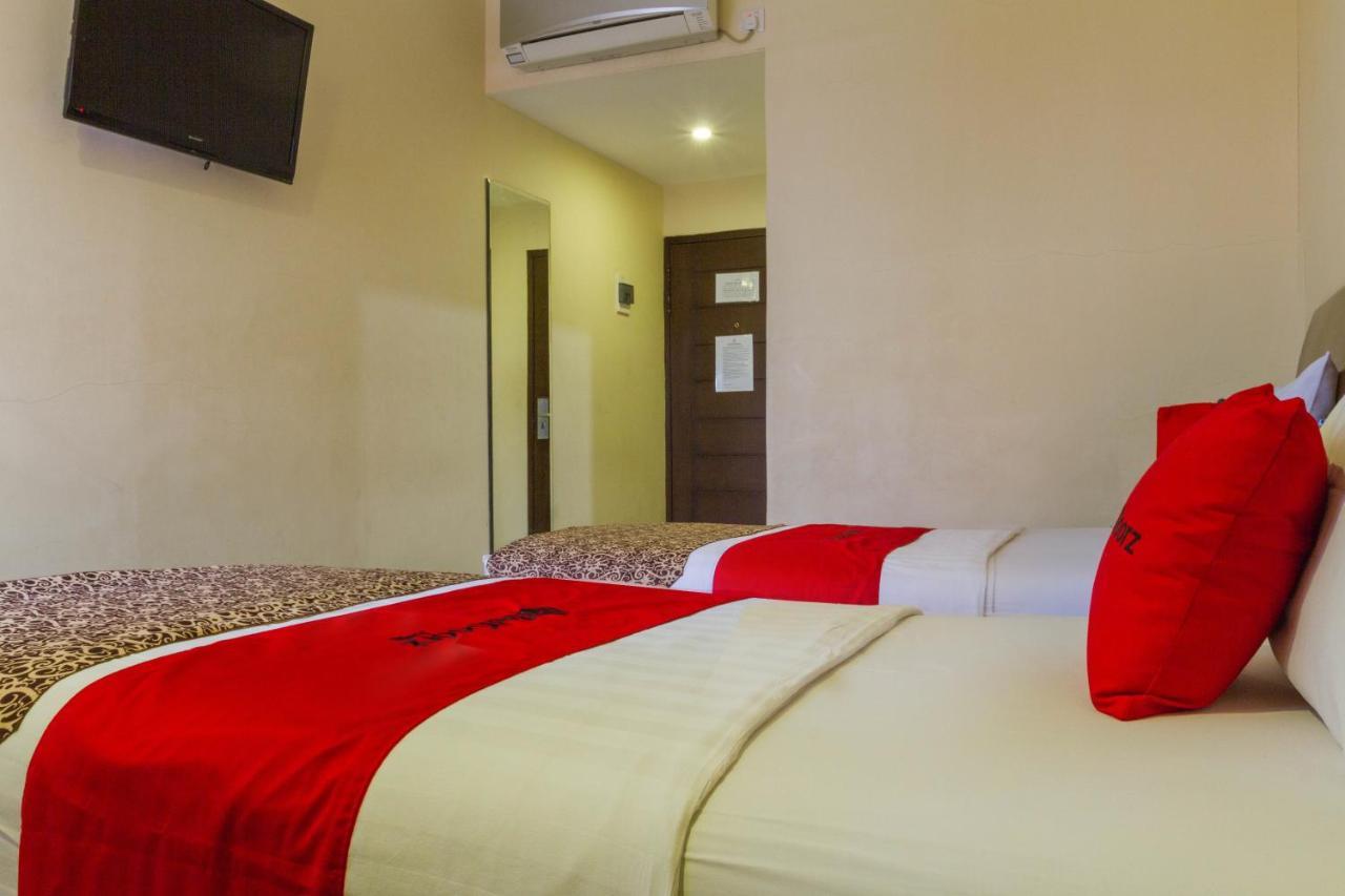 Reddoorz @ Paskal Hyper Square Hotell Bandung Exteriör bild