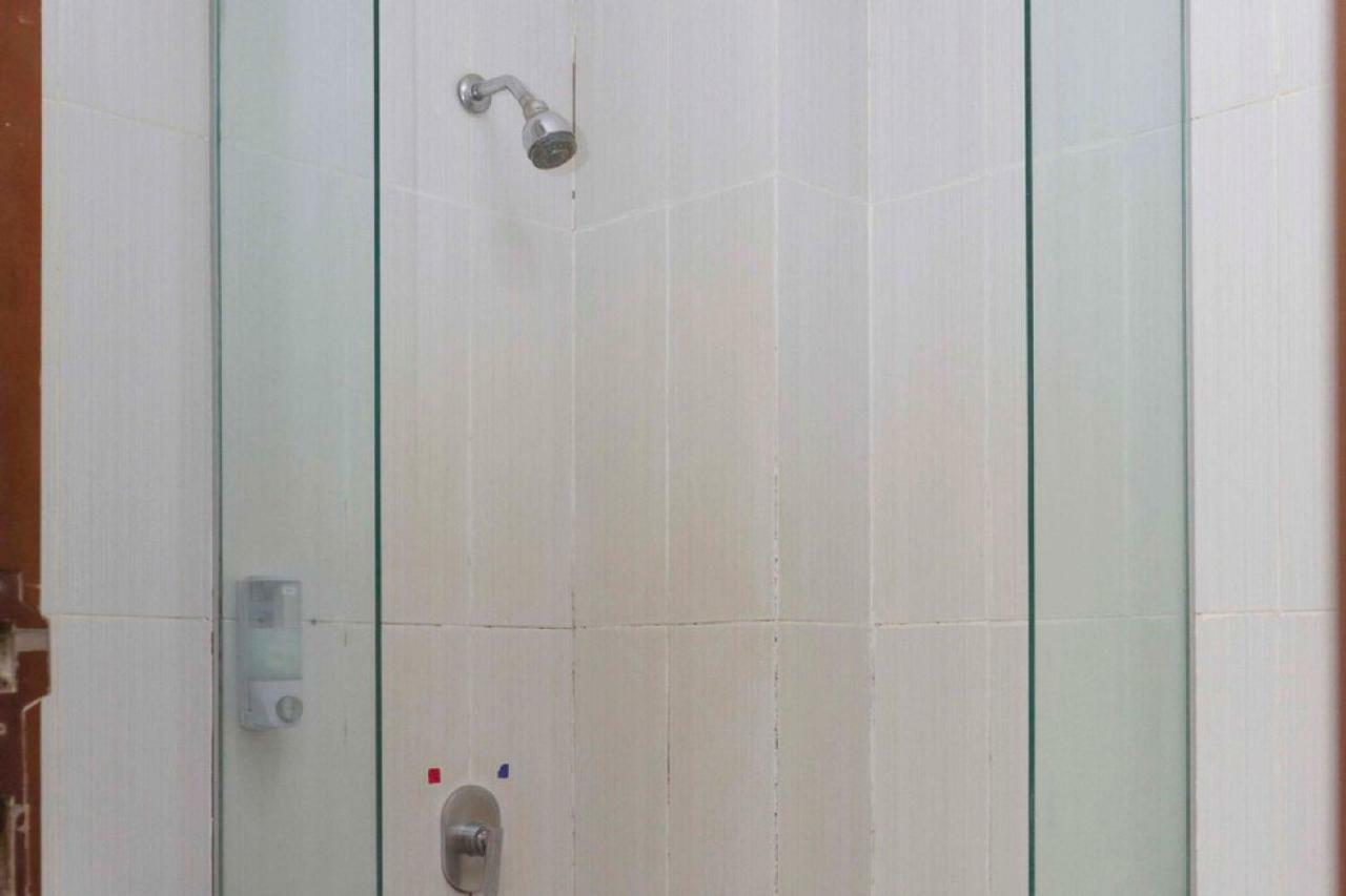 Reddoorz @ Paskal Hyper Square Hotell Bandung Exteriör bild